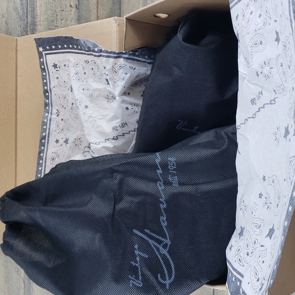 Vintage Havana Kings Distressed Studded High Tops - Picture 11 of 12